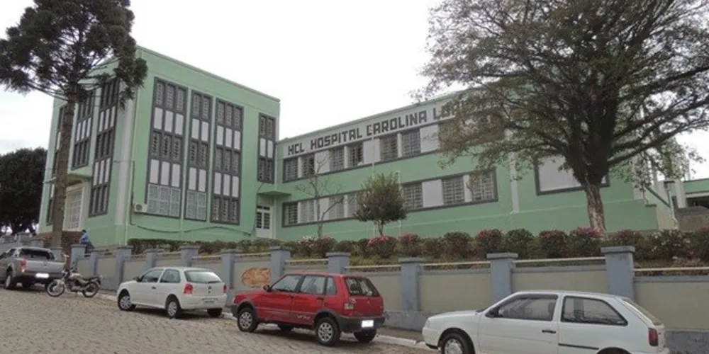Duas pessoas feridas foram levadas ao hospital da cidade