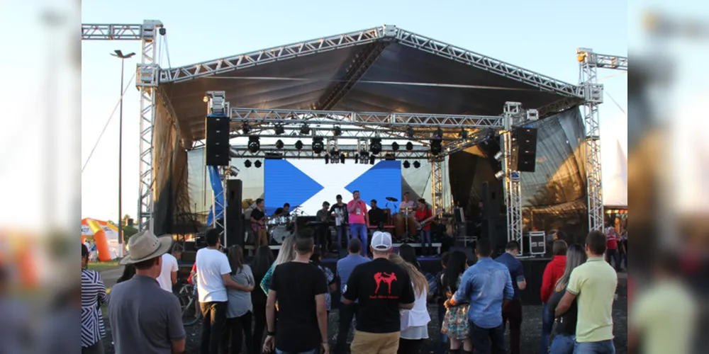 Imagem ilustrativa da imagem Palco secundário da Expo Palmeira tem 16 atrações