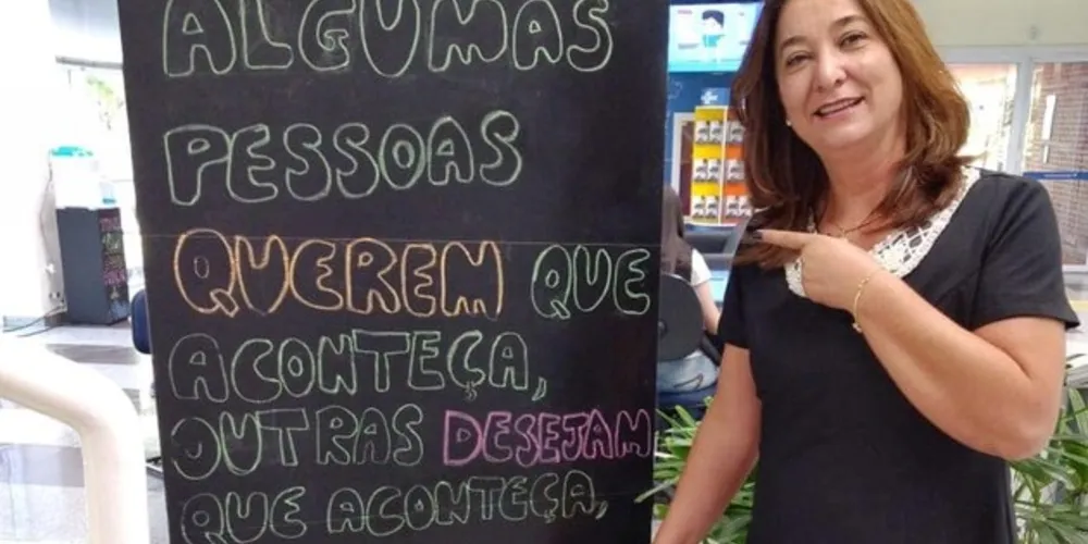 DESTAQUE - No registro especial para a coluna RC, Carmen Souza Pinto que recentemente assumiu a chefia do Núcleo Regional de Educação. Da coluna RC, os votos de sucesso nesta nova caminhada.