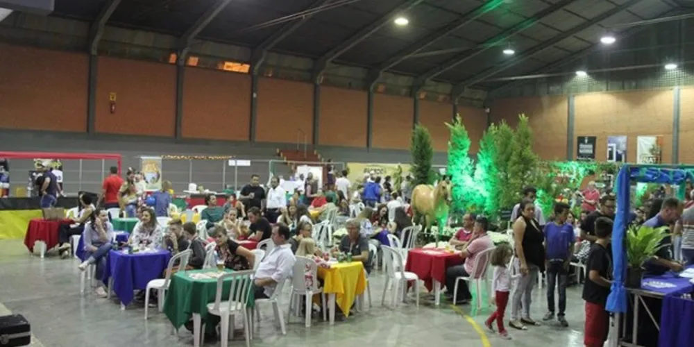 Imagem ilustrativa da imagem Galpão da Gastronomia celebra o interior na Expo Palmeira