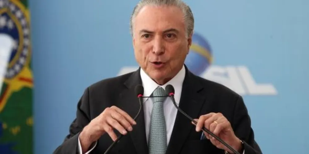 Imagem ilustrativa da imagem Temer libera R$ 4 bilhões para estados e municípios