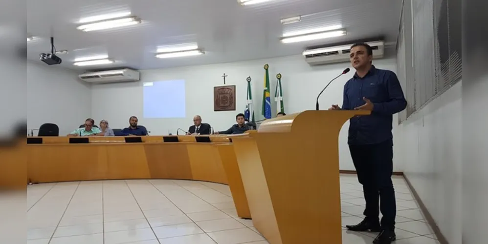 Imagem ilustrativa da imagem Aliel representa Comissão de Educação em Clevelândia