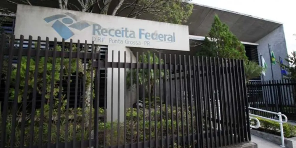 Imagem ilustrativa da imagem Receita Federal paga R$ 1 mi em lote de restituição do IR
