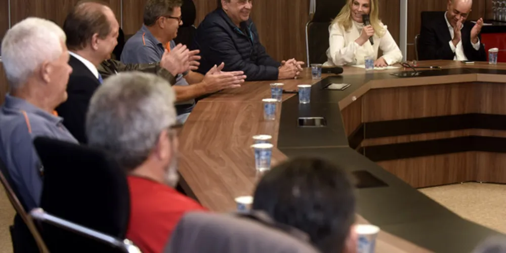 Imagem ilustrativa da imagem Cida dialoga com sindicatos na busca pela geração de emprego