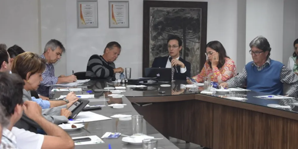 Imagem ilustrativa da imagem ACIPG estuda questões para novo contrato entre Sanepar e Prefeitura