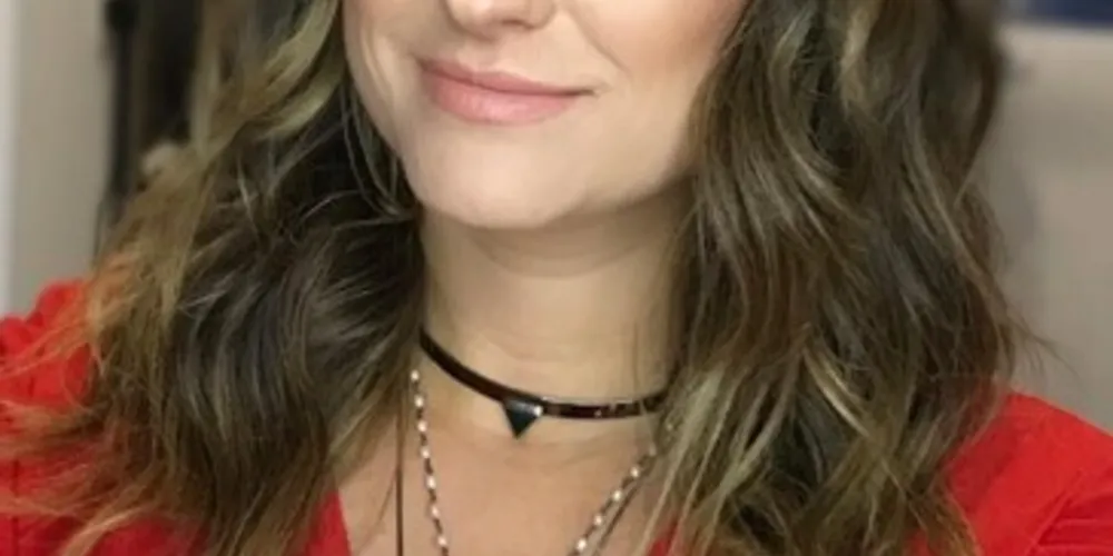 MARIA DOLORES - Nesta quinta-feira (10), a partir das 19 horas a empresária Vanessa Garofani, recebe suas amigas e clientes para a inauguração da loja Maria Dolores no Shopping Palladium e lançamento da coleção Mademoiselle. O evento que promete movimentar os corredores do Shopping contará com a presença da designer Maria Dolores. Com certeza mais um evento de sucesso com assinatura Soul Eventos.