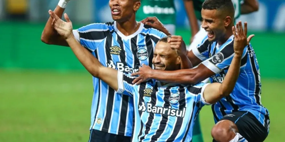 Imagem ilustrativa da imagem Grêmio vence o Goiás e avança para as quartas de final