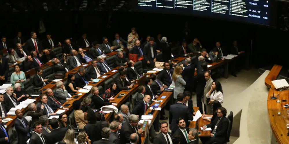 A proposta vai tornar o crédito mais barato no país e estimular a educação financeira de consumidores brasileiros/Foto: Reprodução Agência Brasil