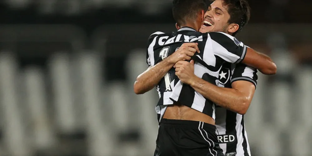 Imagem ilustrativa da imagem Botafogo empata e segue na Copa Sul-Americana