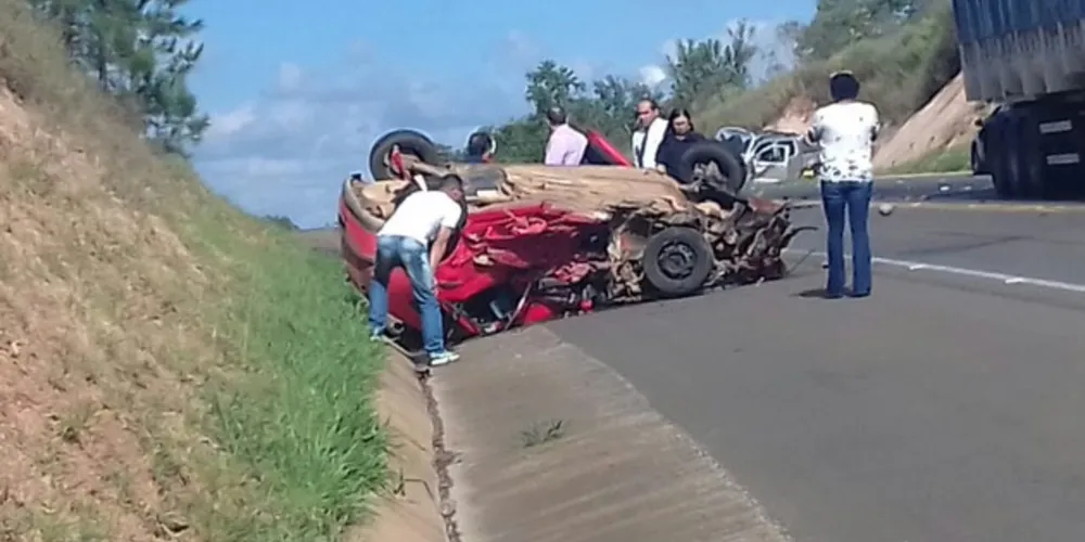 Imagem ilustrativa da imagem Acidente deixa um morto na BR-153 em Tibagi