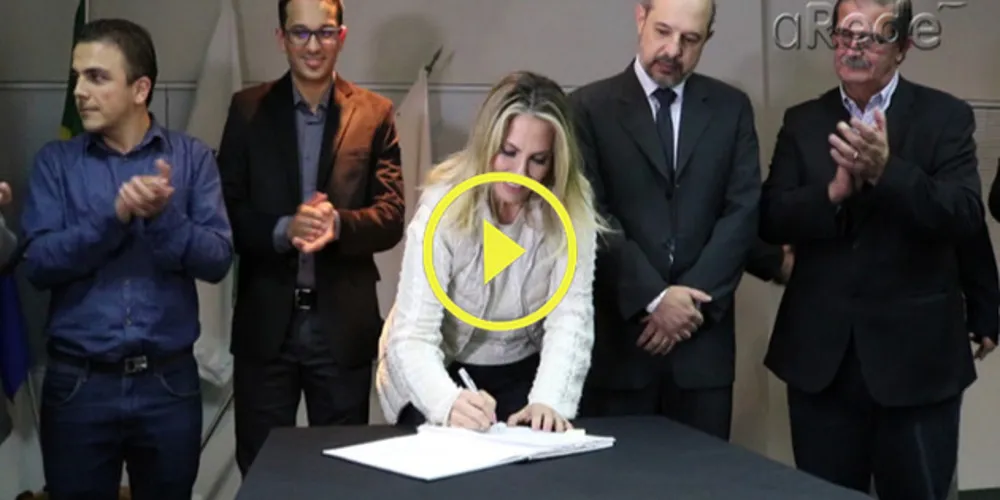 Imagem ilustrativa da imagem Cida empossa João Barbiero e Pietro Arnaud