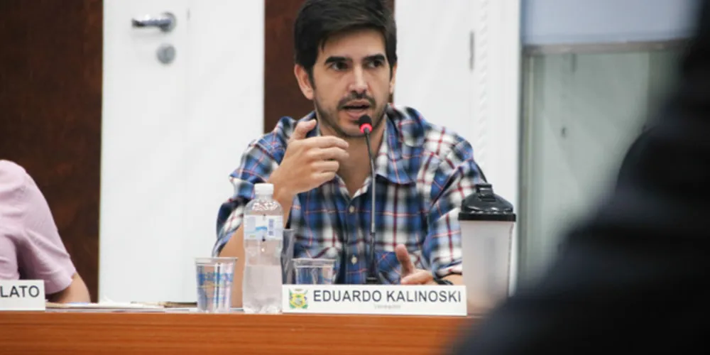 Imagem ilustrativa da imagem Kalinoski comemora unidade de saúde no Parque Ambiental