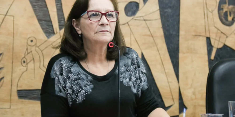 Rose é uma das autoras da proposta