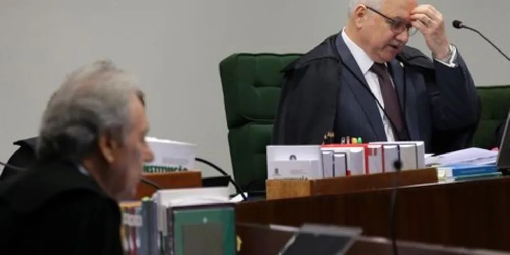 O relator, ministro Edson Fachin, durante sessão da Segunda Turma para julgar ação penal contra o deputado federal Nelson Meurer./Foto: Reprodução Agência Brasil