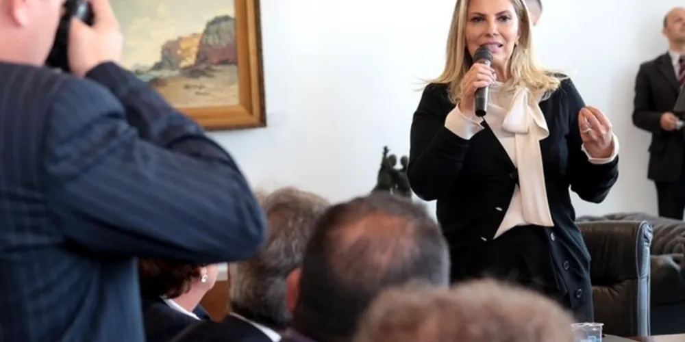 A governadora Cida Borghetti assinou a ordem de serviço para início das obras de duplicação da rodovia da Uva. Curitiba,14/05/2018 Foto:Jaelson Lucas / ANPr