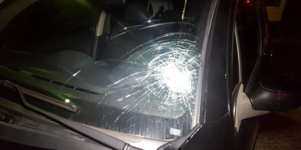 Imagem ilustrativa da imagem Motorista reage a assalto e ladrões desistem de roubo
