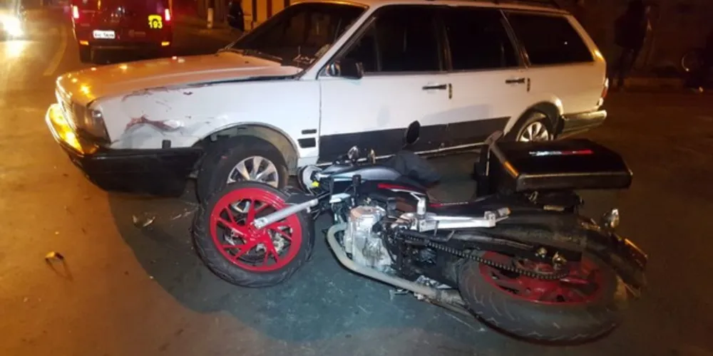 Imagem ilustrativa da imagem Motociclista sofre fratura no braço em batida na Vila Estrela