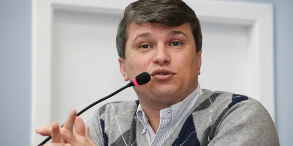 Imagem ilustrativa da imagem Dr. Magno alerta para falta de insumos médicos em PG