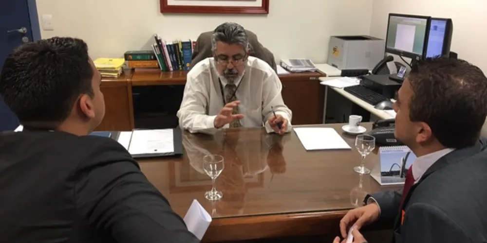 Imagem ilustrativa da imagem Aliel cobra julgamento de ação contra aumento na gasolina