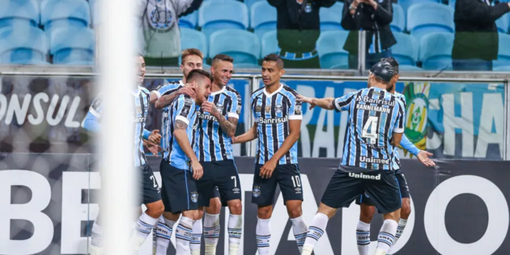 Imagem ilustrativa da imagem Grêmio vence o Defensor e lidera Grupo 1