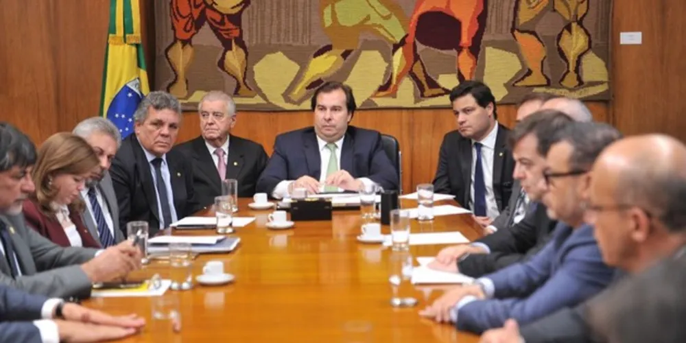 Imagem ilustrativa da imagem Sandro cobra isenção de pedágio para eixos suspensos