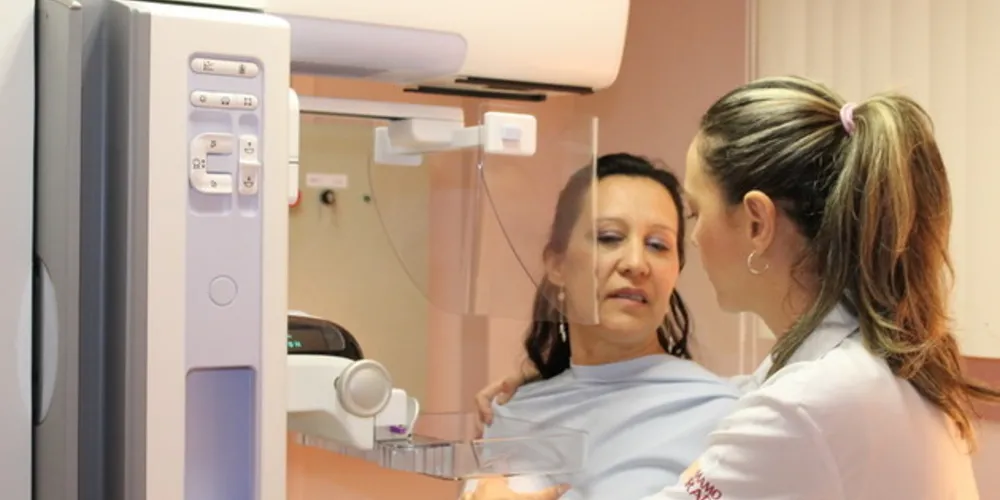 No SUS Paraná são realizadas, em média, 350 mil mamografias e 675 mil exames preventivos de câncer do colo do útero ao ano/Foto: Reprodução Governo do Brasil 
