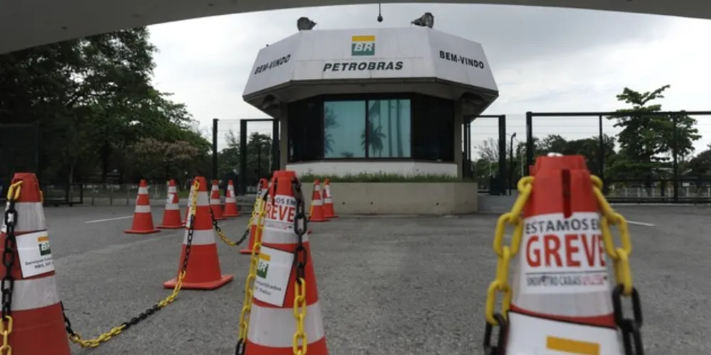 A paralisação dos petroleiros ocorre três dias depois de o presidente Michel Temer e equipe negociarem um acordo com os caminhoneiros/Foto: Reprodução 