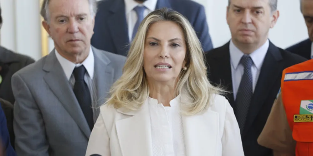 Governadora tomou decisão após acontecimentos em Castro