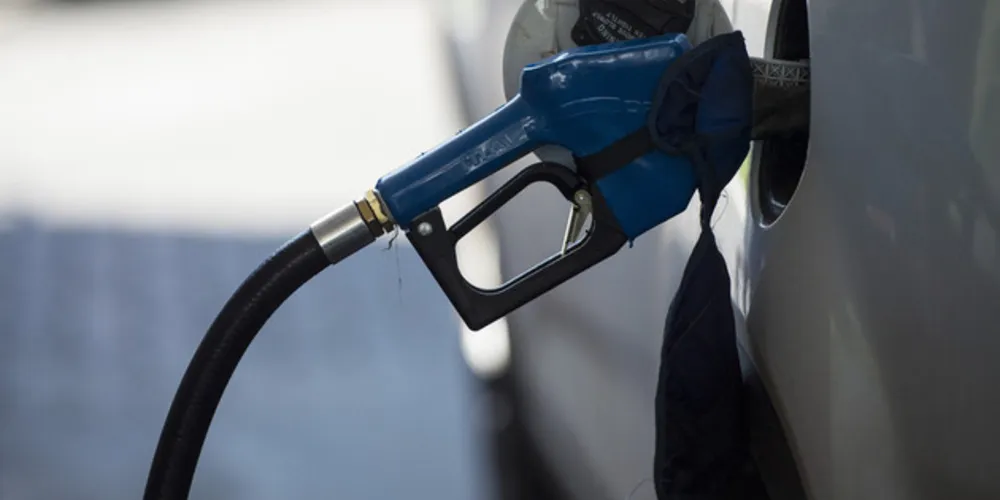 Entram hoje (7) em vigor os novos preços da gasolina e do óleo diesel. O reajuste da gasolina é de 3%. Já o aumento do diesel será de 6%. (Marcelo Camargo/Agência Brasil)
