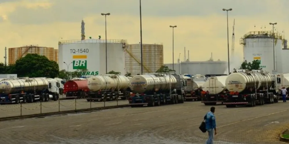 Ontem, a FUP recomentou que os petroleiros de todo o país suspendessem a greve e retornassem a suas atividades/Foto: Reprodução Fotos Públicas