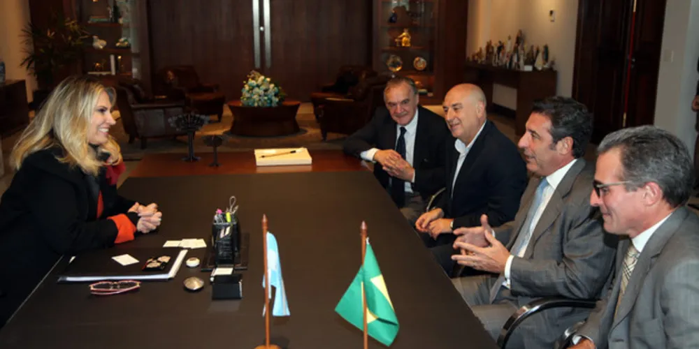 Imagem ilustrativa da imagem Paraná e Argentina reforçam interesse em ampliar intercâmbio