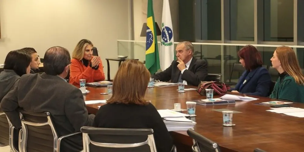 O grupo será coordenado pela psicóloga Glaucia Mayara Niedermeyer Orth e pelo coordenador de Governo em Ponta Grossa, Pietro Arnaud Santos da Silva/Foto: Jaelson Lucas