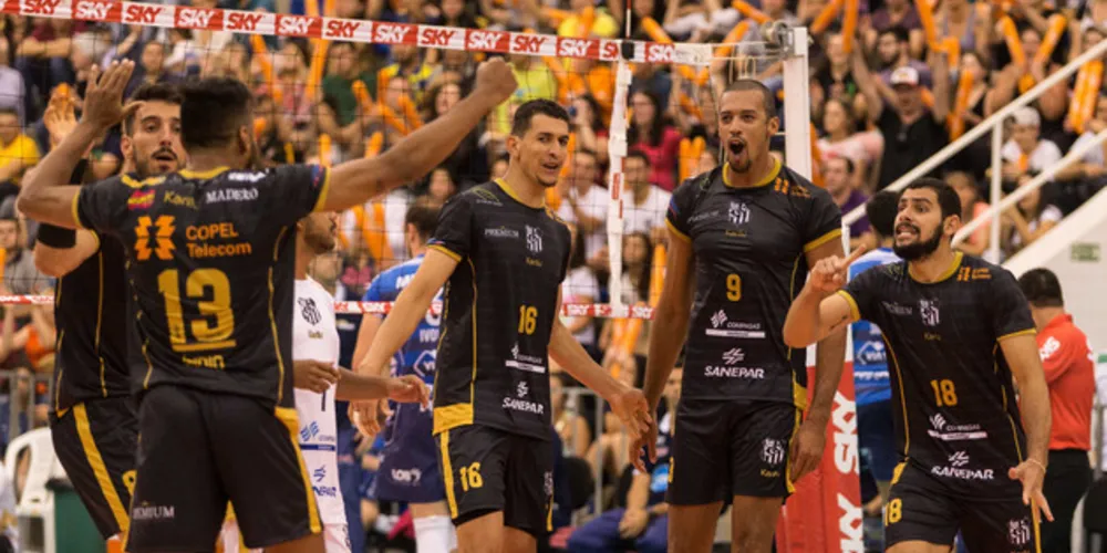 O time, que ainda está em formação, irá participar do maior campeonato de Vôlei do mundo, que começa em outubro.