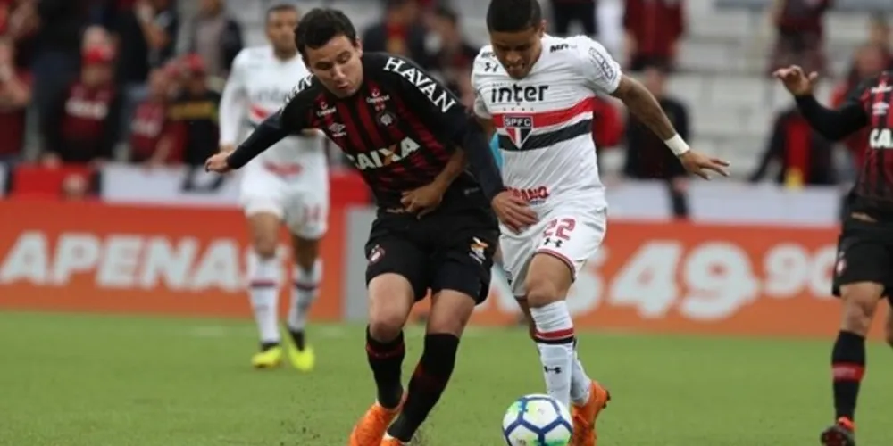 Imagem ilustrativa da imagem Atlético perde para o São Paulo e segue na zona de rebaixamento