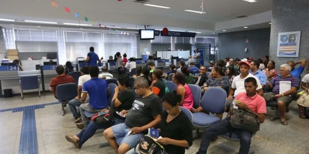 Os saques agora poderão ser feitos por todas as pessoas que tem direito ao benefício