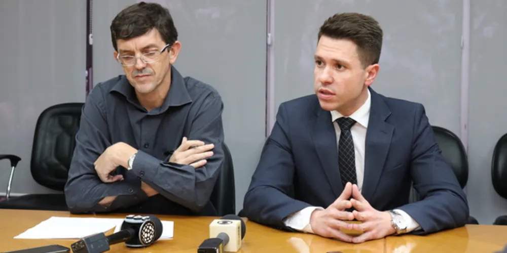 Claudio Grokoviski e Marcus Freitas participaram de sabatina transmitida ao vivo