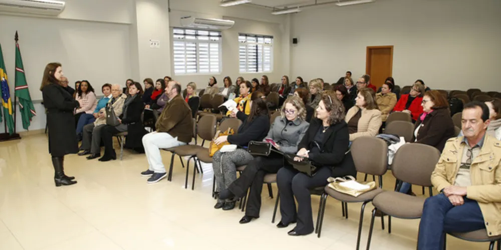 O objetivo do encontro é fazer com que os 17 municípios autônomos também aceitem a proposta estadual.