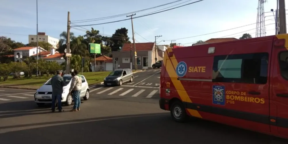 Colisão aconteceu em cruzamento na região de Olarias