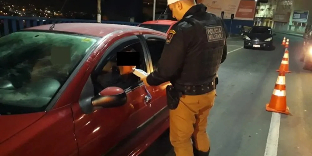 Imagem ilustrativa da imagem Polícia realiza operação para fiscalizar Lei Seca