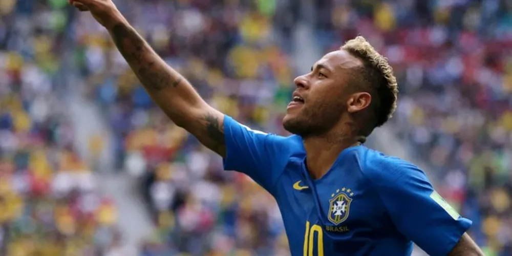 Imagem ilustrativa da imagem Nos acréscimos, Brasil faz 2 a 0 na Costa Rica