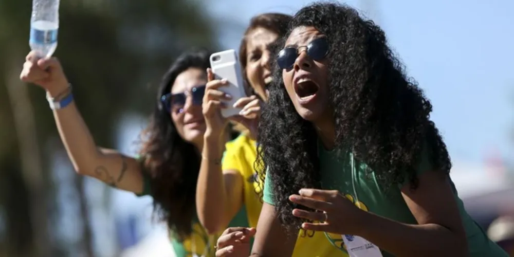 Casos de assédio a mulheres na Copa são retratos do problema
