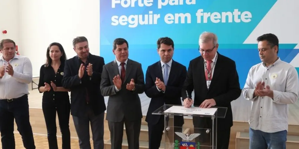 Evento ocorreu no Palácio Iguaçu, em Curitiba