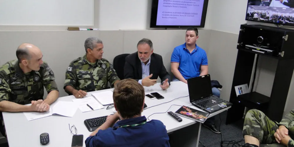 O planejamento das ações de fiscalização foi discutido nesta terça-feira (26) em reunião entre representantes do IAP e do Batalhão de Polícia Militar Ambiental (BPAmb-FV)