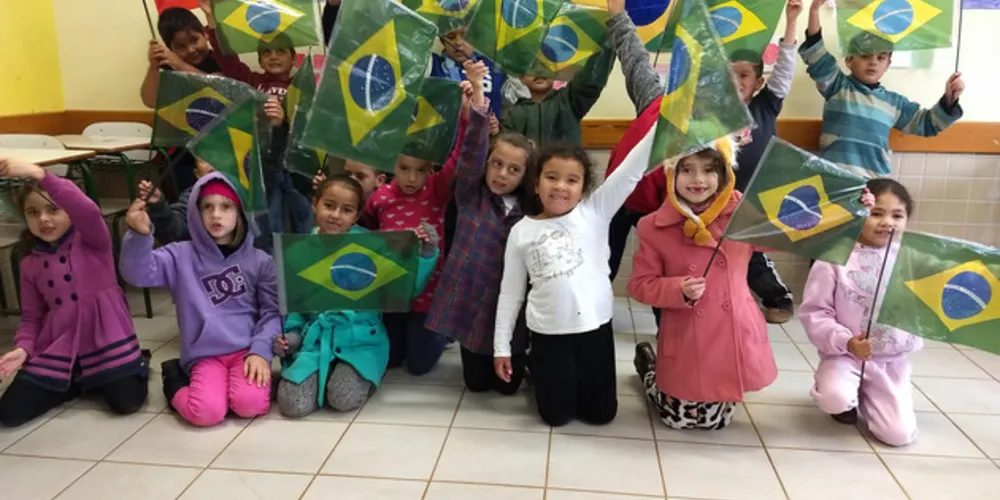 Imagem ilustrativa da imagem Galeria: alunos se unem pela Copa do Mundo em Carambeí