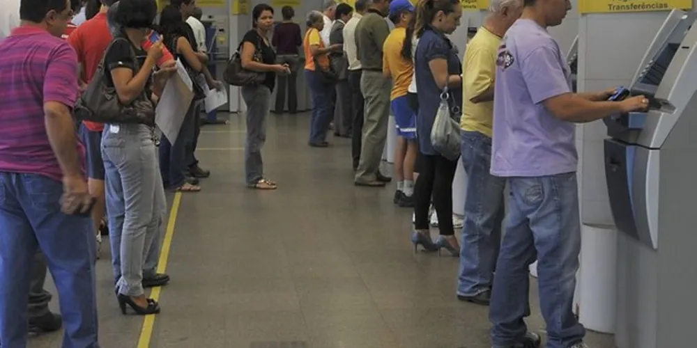 Outra mudança definida pelo CMN é que agora os salários também poderão ser transferidos para contas de pagamento