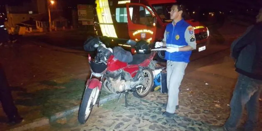 Imagem ilustrativa da imagem Carro fica sem freio e provoca acidente com ferido