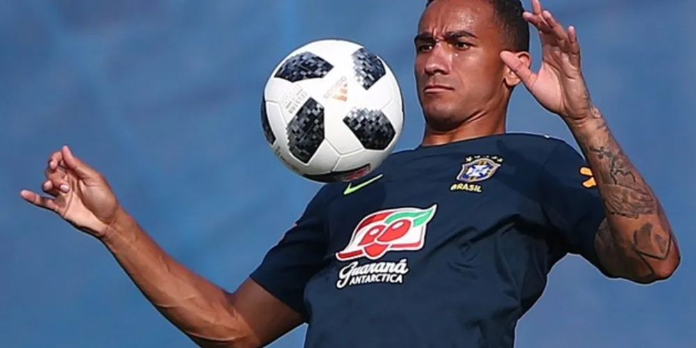 Danilo começou a Copa do Mundo como titular