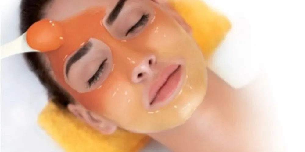 Imagem ilustrativa da imagem Conheça a máscara relaxante Chrono Curcuma Peel-Off
