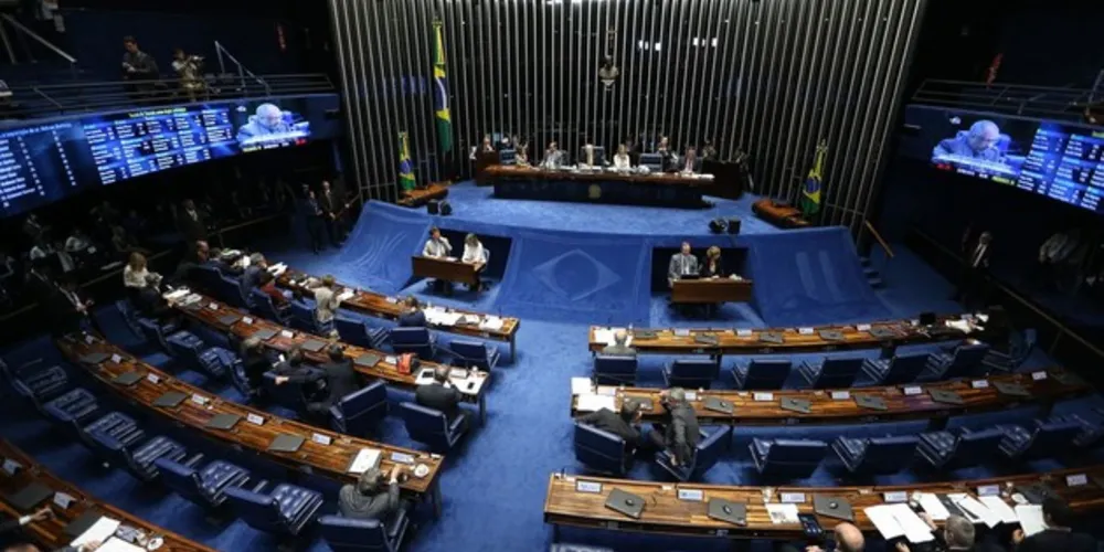 A tensão sobre o PLC no Conselho estava relacionada ao cronograma apertado do Senado, que fará suas últimas sessões nesta semana antes do recesso de meio de ano