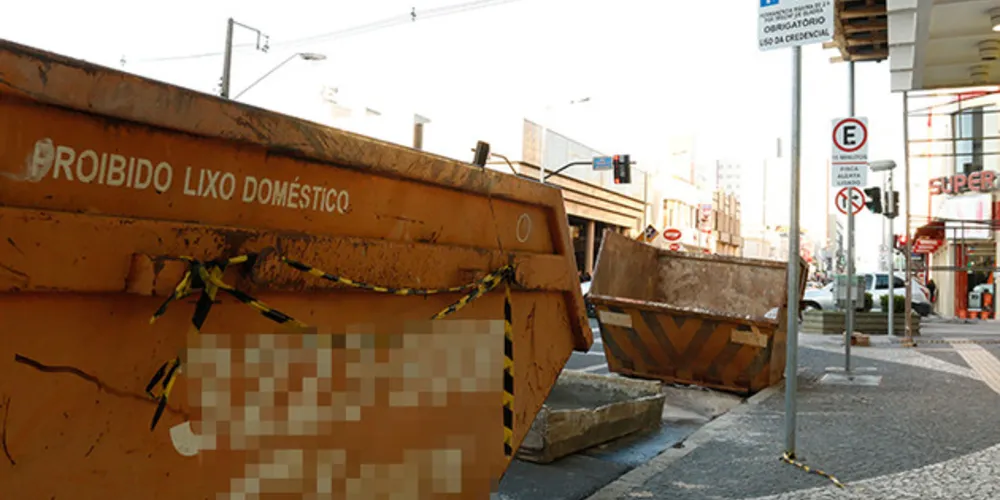 Imagem ilustrativa da imagem Câmara de PG aprova novas regras para caçambas nas ruas